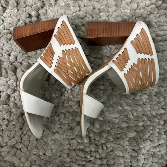 1. State Rexana slide sandals. White and Brown. Size 7 1/2. - Picture 2 of 6